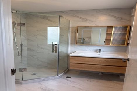 Photo of property in 12b Elcoat Avenue, Te Atatu South, Auckland, 0610