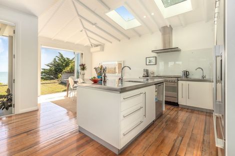 Photo of property in 1 Hydes Road, Raumati South, Paraparaumu, 5032