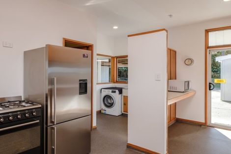 Photo of property in 43 Moana Road, Okitu, Gisborne, 4010