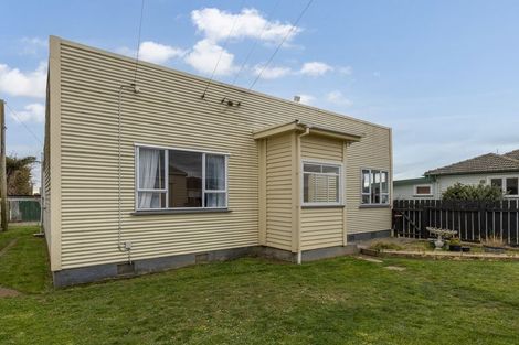 Photo of property in 1 Quinn Road, Levin, 5510