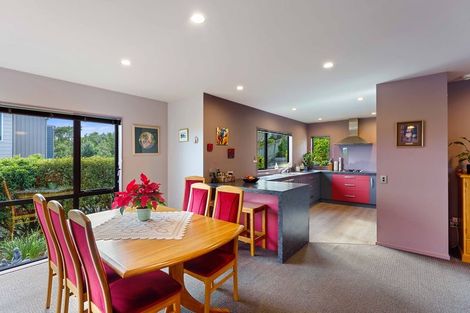 Photo of property in 148 Field Way, Waikanae Beach, Waikanae, 5036