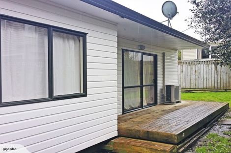 Photo of property in 7a Oteha Valley, Northcross, Auckland, 0632