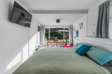 Photo of property in 940 Harington Point Road, Harington Point, Dunedin, 9077