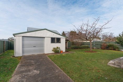 Photo of property in 33 Wyndham Street, Carterton, 5713