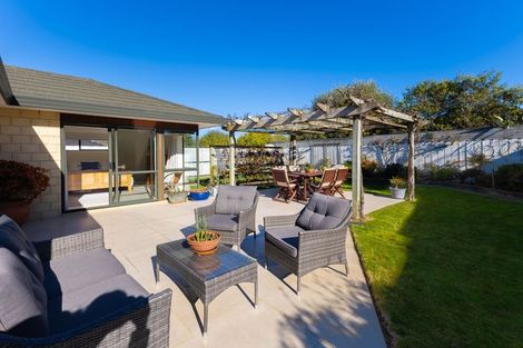 Photo of property in 42 Campion Road, Waikanae Beach, Waikanae, 5036