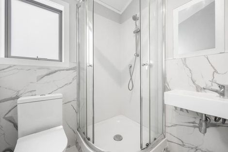 Photo of property in 7a Litchfield Place, Clarks Beach, 2122