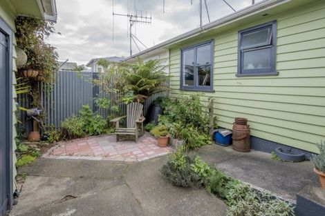 Photo of property in 1 Kings Drive, Levin, 5510