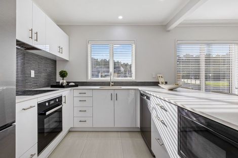 Photo of property in 1/486 Hibiscus Coast Highway, Orewa, 0931