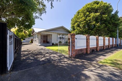 Photo of property in 39 Roy Street, Palmerston North, 4410