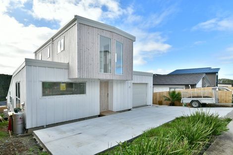 Photo of property in 5 Ringi Lane, Orewa, 0931