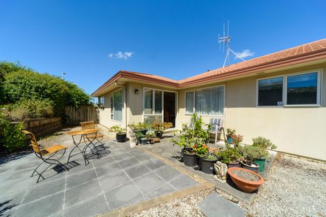 Photo of property in 100 Parnell Heights, Kelvin Grove, Palmerston North, 4414