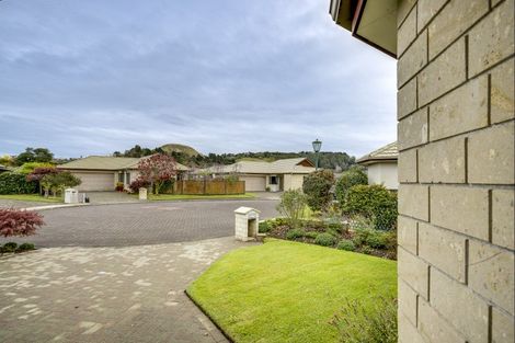 Photo of property in 14 Claridge Place, Taradale, Napier, 4112