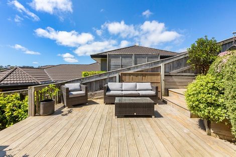Photo of property in 10 Te Puia Drive, Aotea, Porirua, 5024