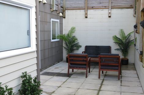 Photo of property in 16b Lincoln Avenue, Tawa, Wellington, 5028