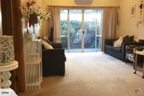 Photo of property in 136 Port Hills Road, Heathcote Valley, Christchurch, 8022