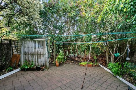 Photo of property in 8/11 Oakland Avenue, Papatoetoe, Auckland, 2025