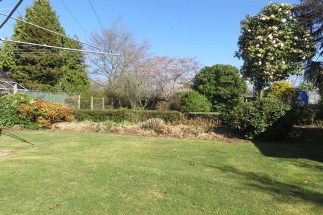 Photo of property in 51 Main Road North, Geraldine, 7930