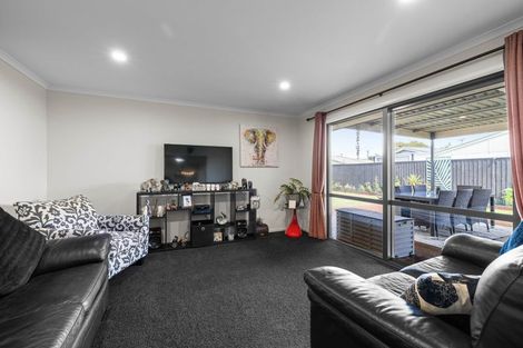 Photo of property in 444a Bower Avenue, Parklands, Christchurch, 8083