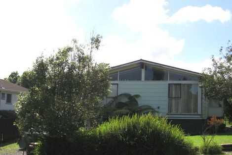 Photo of property in 46 Larissa Avenue, Henderson, Auckland, 0610