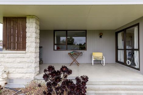 Photo of property in 23 Timaru Road, Waimate, 7924