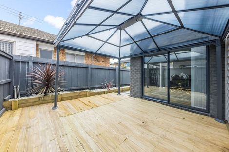 Photo of property in 11d Kent Road, Manurewa, Auckland, 2102