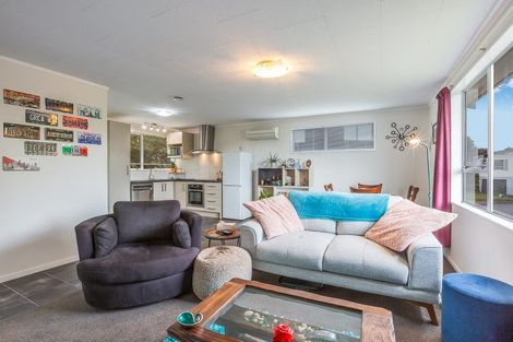 Photo of property in 3/7 Venus Place, Whitby, Porirua, 5024