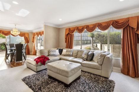 Photo of property in 13 Dunvegan Rise, East Tamaki Heights, Auckland, 2016