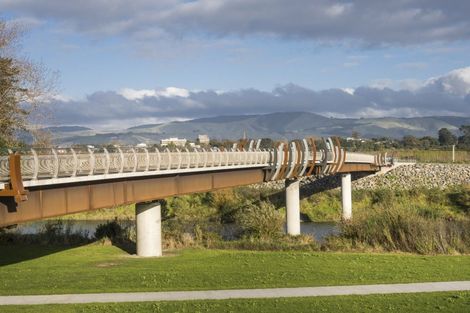 Photo of property in 7 Ruha Street, West End, Palmerston North, 4412