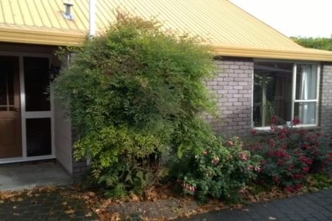 Photo of property in 48 Karnak Crescent, Russley, Christchurch, 8042
