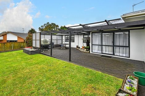 Photo of property in 187 Walter Strevens Drive, Conifer Grove, Takanini, 2112