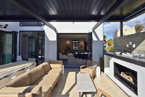 Photo of property in 31 Settlers Way, Arrowtown, 9371