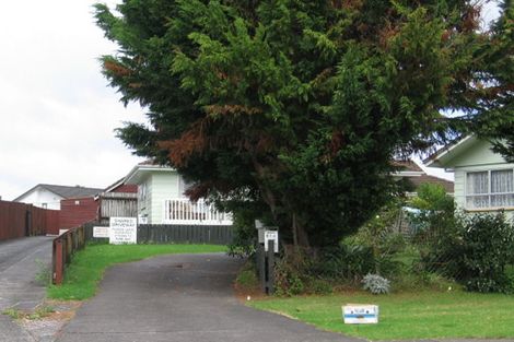 Photo of property in 1/63a Colwill Road, Massey, Auckland, 0614