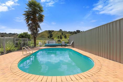 Photo of property in 74 Mania Road, Taumarunui, 3991