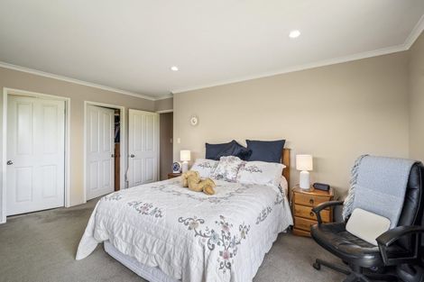 Photo of property in 18 Great West Road, Matipo Heights, Rotorua, 3015