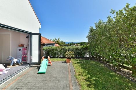 Photo of property in 52 Alec Craig Way, Gulf Harbour, Whangaparaoa, 0930