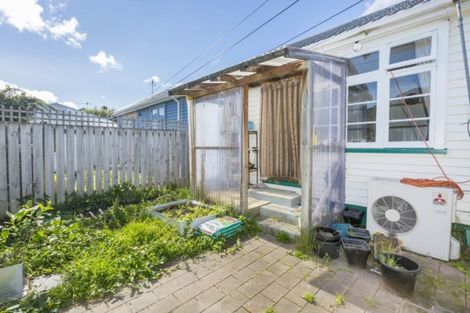 Photo of property in 2/5 Totara Street, Trentham, Upper Hutt, 5018