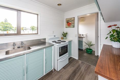 Photo of property in 7 Tainui Street, Castlecliff, Whanganui, 4501