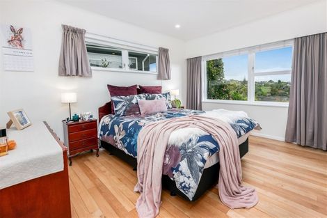 Photo of property in 14 Addis Place, Shelly Park, Auckland, 2014