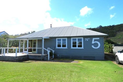 Photo of property in 5 Main Rd Ngakawau, Ngakawau, 7824