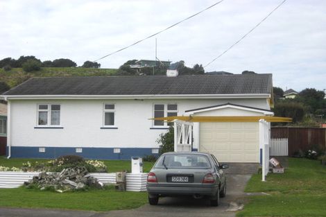 Photo of property in 40 Paritutu Road, Spotswood, New Plymouth, 4310