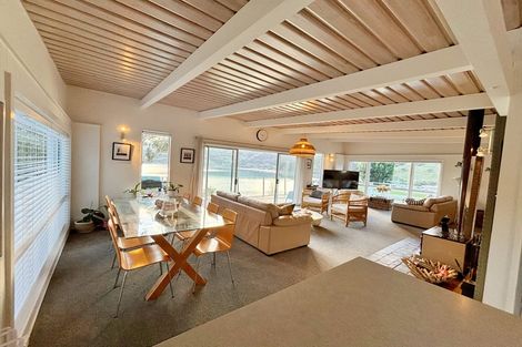 Photo of property in 12 Bayview Crescent, Duvauchelle, 7581