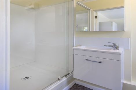 Photo of property in 2 Corlett Road, Plimmerton, Porirua, 5026