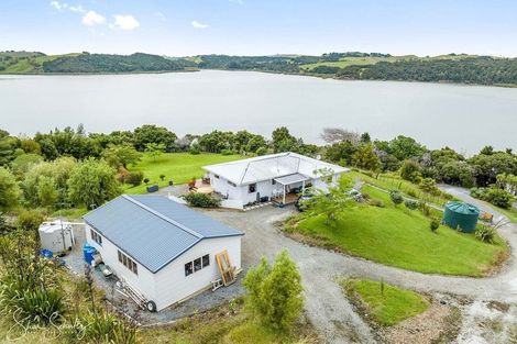 Photo of property in 429 Heatley Road, Whakapirau, Maungaturoto, 0583