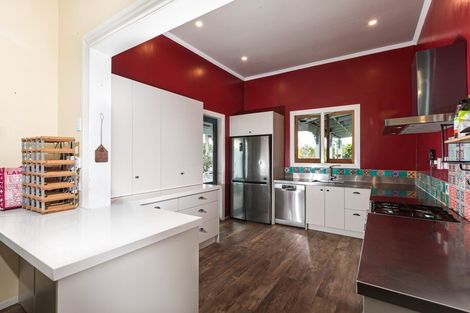 Photo of property in 44 Mcgreevy Street, Waipawa, 4210