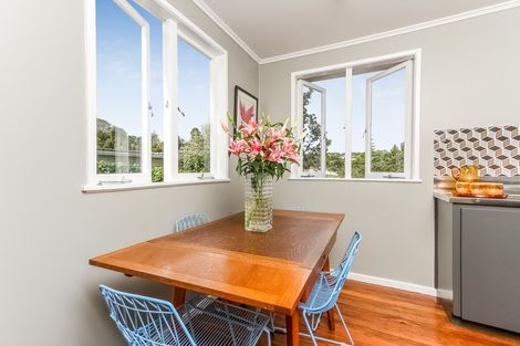 Photo of property in 1/14 Norman Road, Titirangi, Auckland, 0604