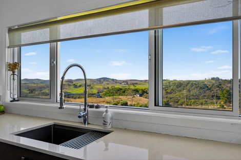 Photo of property in 143 Rangiora Road, Kaiwaka, 0573