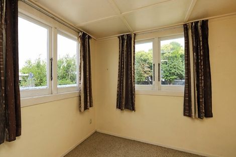 Photo of property in 1015 Heretaunga Street East, Parkvale, Hastings, 4122