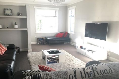 Photo of property in 30 Nobs Line, Strandon, New Plymouth, 4312