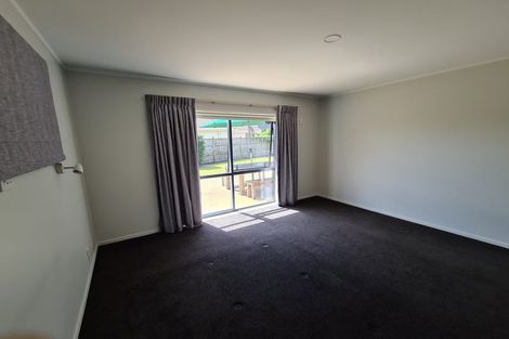 Photo of property in 15 Mangakoea Place, St Andrews, Hamilton, 3200