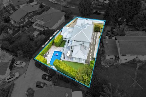 Photo of property in 24 Judkins Crescent, Cockle Bay, Auckland, 2014